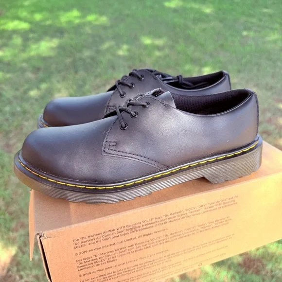 NEW! Dr. Martens 1461 Smooth Black Leather Oxford Shoes, Men’s 6, Women’s 7 - Picture 7 of 9